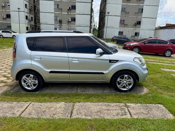 KIA SOUL 1.6 EX 16V FLEX 4P AUTOMÁTICO